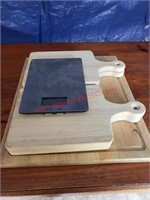 LOT - WOODEN CUTTING BOARDS