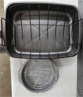 Kitchen Pans with Racks