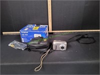 Olympus FE-110 Digital Camera w/ Camera Bag