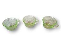 (3) uranium Glass teacups toothed pattern