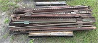 Lot of 75 Used Metal Fence T Posts A