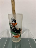 1976 Daffy Duck & Pepé Le Pew Pepsi Glass