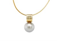 13.5mm Tahitian pearl & 18ct yellow gold necklace