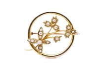 Antique 15ct yellow gold floral circle brooch