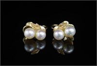 Mikimoto pearl set 14ct yellow gold ear clips