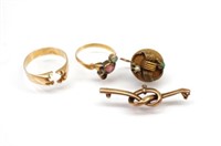Four gold jewellery items for restoration