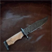 Damascus Steel Knife W/ Leather Sheath