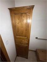 6 foot tall wooden bathroom cabinet