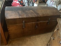 BEAUTIFUL ANTIQUE DOME TOP TRUNK / IRON / PLANK