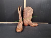 Shyanne Cowboy Boots, Size 7B
