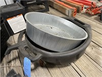 Oil change pans