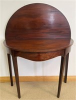 GREAT 18TH CENT SHERATON TAPERED LEG D TABLE