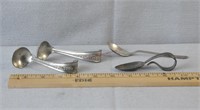 4 Spoons