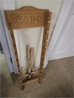 Caps Wood Wall Rack