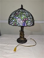 20" Tiffany Style Lamp (garage)
