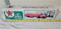 1958 "B" Mack Tanker Texaco Die-Cast (Garage)