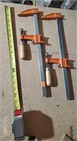 2 bar clamps (Garage)