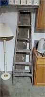 6' wooden ladder (Garage)
