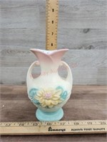 Hull Pink and blue vase
