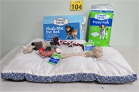 Pet Bed 29" x 21" - Puppy Pads & Toys - New