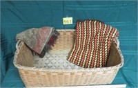 Large Basket 35x22" w/ Blankets