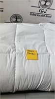 White Comforter (98x98)