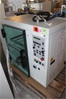 Vacuum Oven