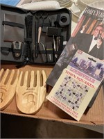 Tony Bennett cd’s, office set, Alaska salad forks