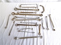 Selection Of Closed End Wrenches Including 4 Snap