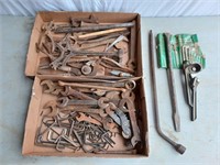 Lot To Include A Large Selection Of Vintage Tools