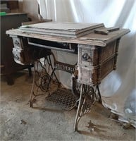 Vintage Singer Brand Sewing Machine In Cabinet