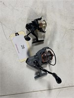 LOT OF 2 LIKE NEW OPEN FACE FISHING REELS SEE