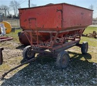 Farm King Gravity Wagon, One Bad Tire