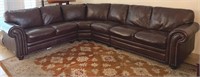 D - VIOLINO SECTIONAL SOFA - MINT CONDITION