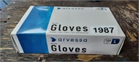 (100) POWDER FREE GLOVES NEW IN BOX SIZE LARGE