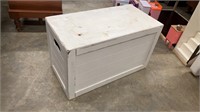 White Wooden Storage/Toy Box Trunk