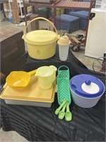 Large Lot of Tupperware w/ Salad Spinner, Cake