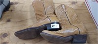 WESTERN BOOTS SIZE 9D USED