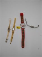 4 VTG wrist watches Santa Novelty gold tone