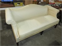 VINTAGE PARLOR SOFA BY HICKORY CHAIR