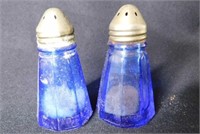 Vintage glass salt & pepper shakers: