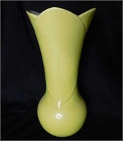 Rare chartreuse Red Wing Pottery vase, #413,