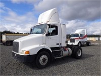 1999 Volvo S/A Truck Tractor