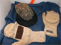 Thinsulate Camo Cap & Knit Mitten Gloves