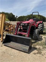 Mahindra 4025 Diesel 4WD Tractor w/Loader