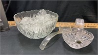 Punch bowl and crystal basket