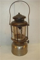 Very Vintage COLEMAN Lantern 1