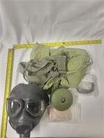 Military Gas mask Like New Condition