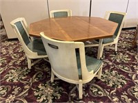 Octagon Gaming Table w/ 4 Chairs on Casters