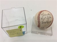 Jerry reuss autographed baseball